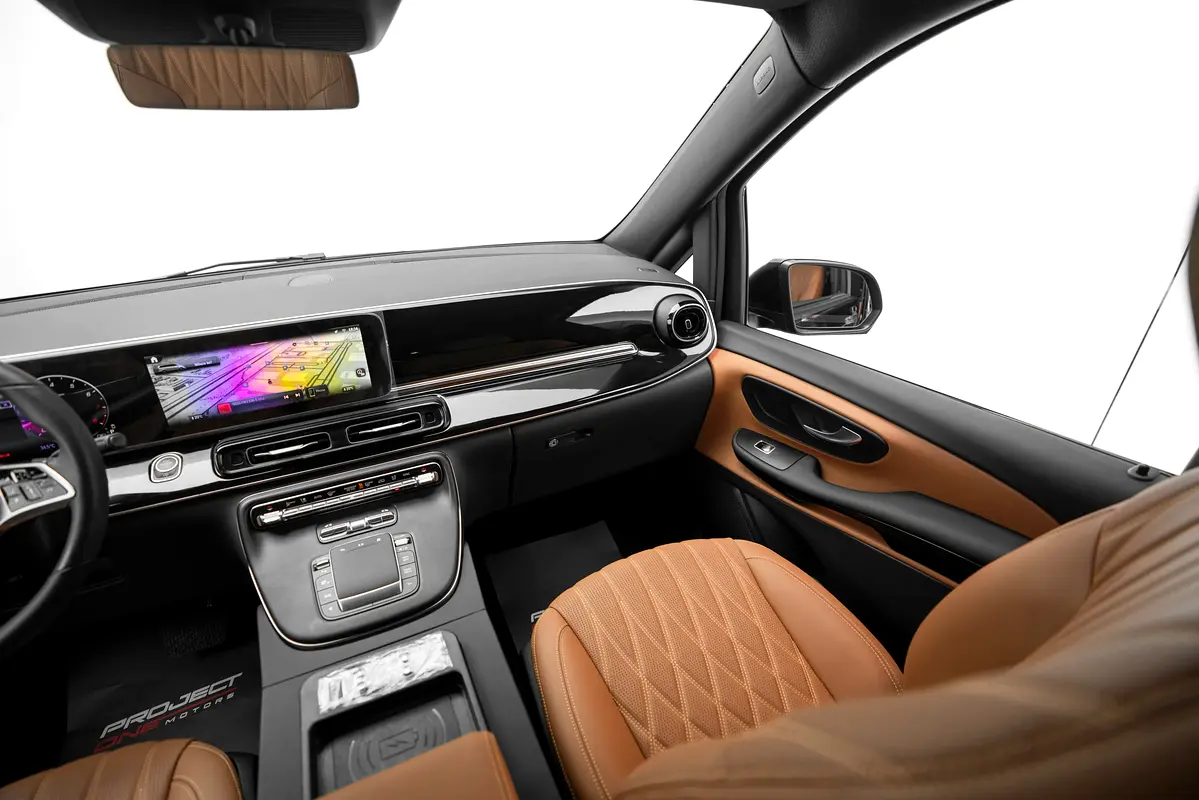 MERCEDES V-Class V 300 2025 - photo 10 - Import Émirats | International Cars