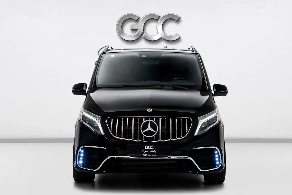 MERCEDES V-Class V 250 2023 - photo 3 - Import Émirats | International Cars