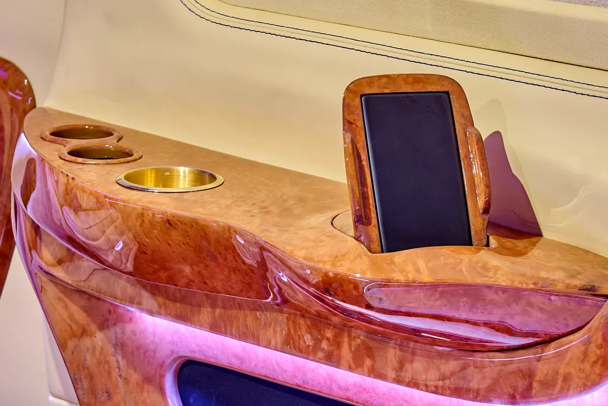 MERCEDES V-Class V 300 2026 - photo 11 - Import Émirats | International Cars