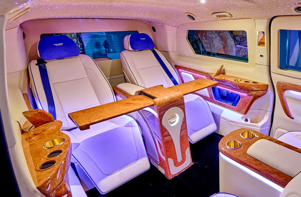 MERCEDES V-Class V 300 2026 - photo 12 - Import Émirats | International Cars