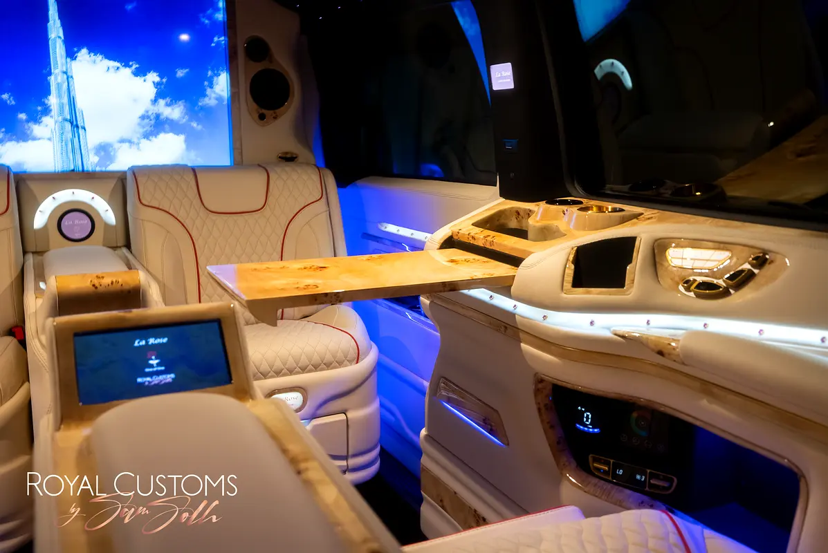 MERCEDES V-Class V 300 2026 - photo 11 - Import Émirats | International Cars