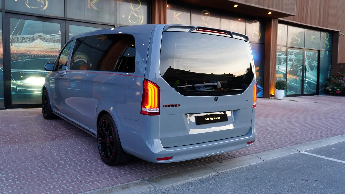 MERCEDES V-Class V 250 2023 - photo 4 - Import Émirats | International Cars