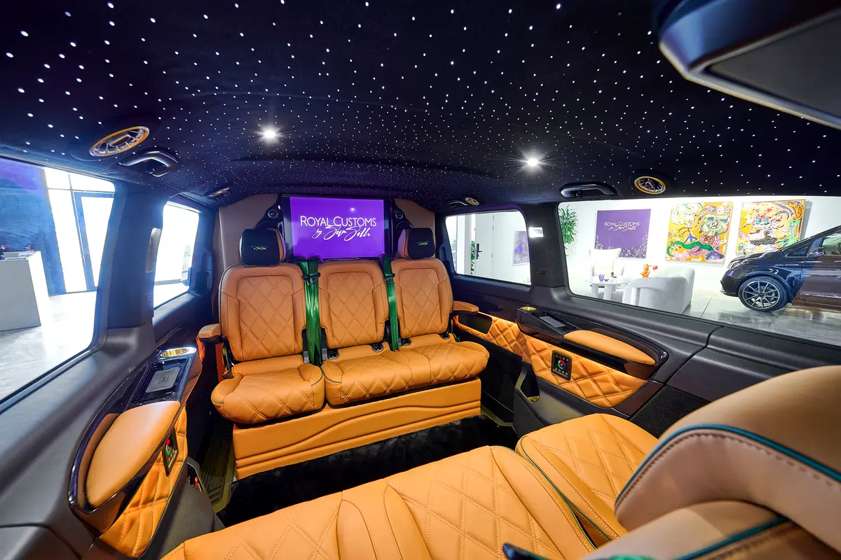 MERCEDES V-Class V 300 2026 - photo 3 - Import Émirats | International Cars