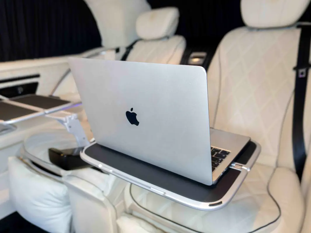 MERCEDES V-Class V 300 2025 - photo 12 - Import Émirats | International Cars