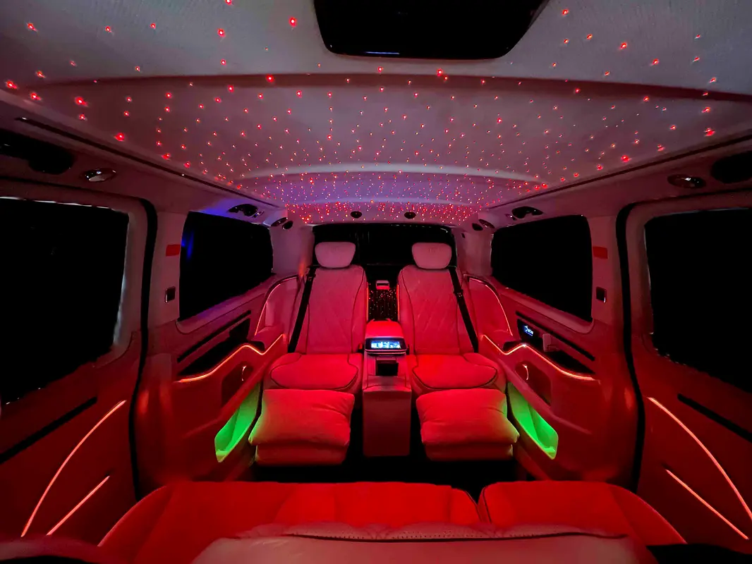 MERCEDES V-Class V 300 2025 - photo 6 - Import Émirats | International Cars