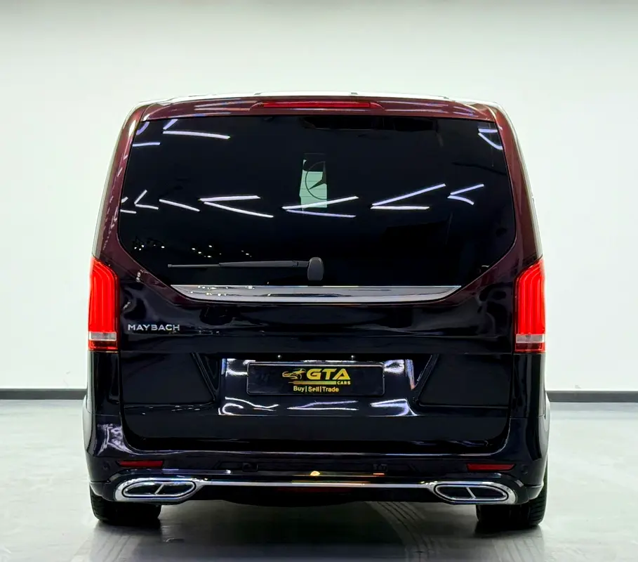 MERCEDES V-Class V 250 2023 - photo 5 - Import Émirats | International Cars