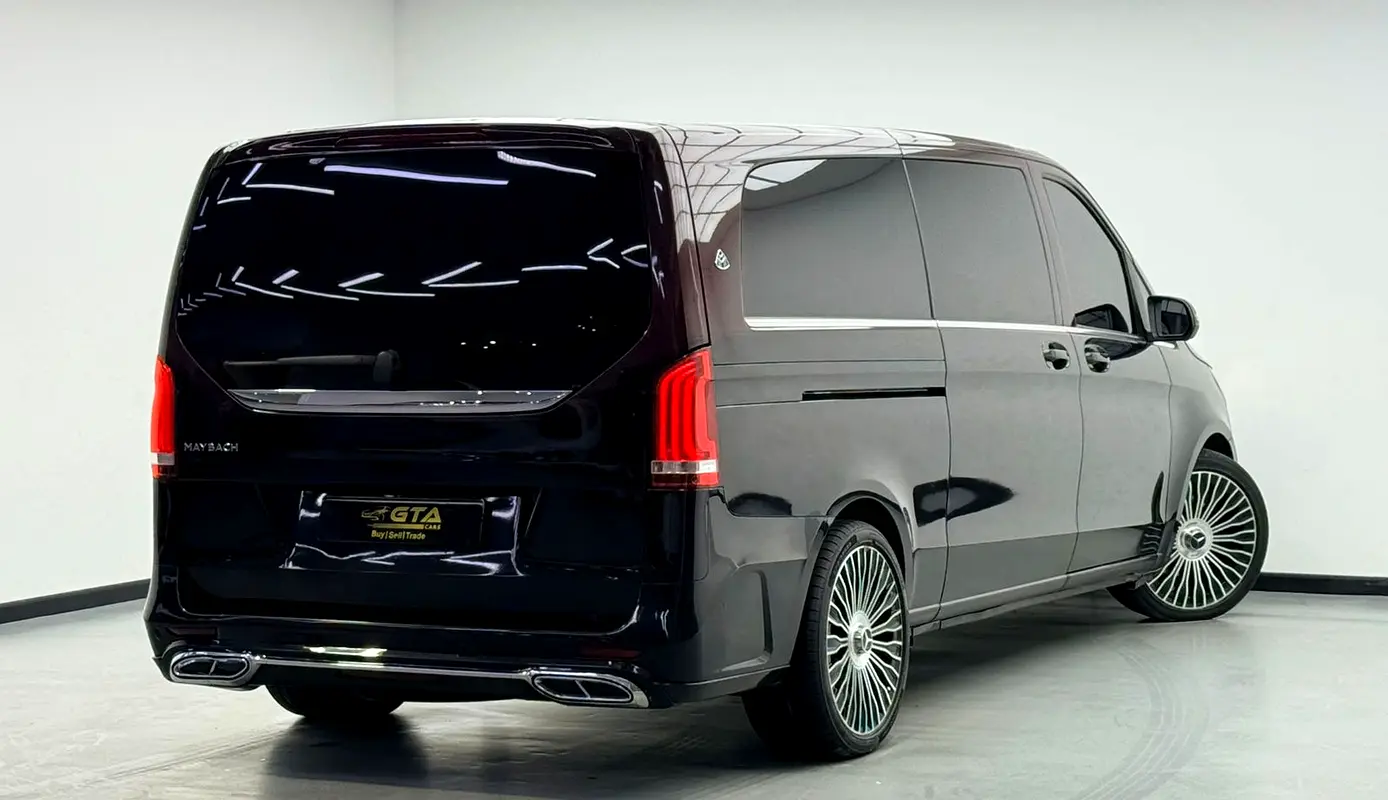 MERCEDES V-Class V 250 2023 - photo 6 - Import Émirats | International Cars