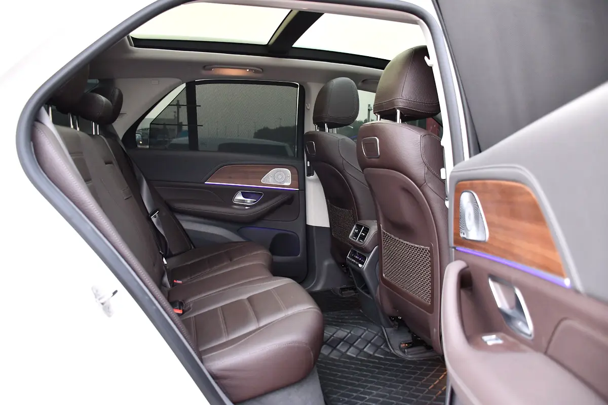 MERCEDES GLE-Class GLE 450 4Matic 2019 - photo 7 - Import Émirats | International Cars