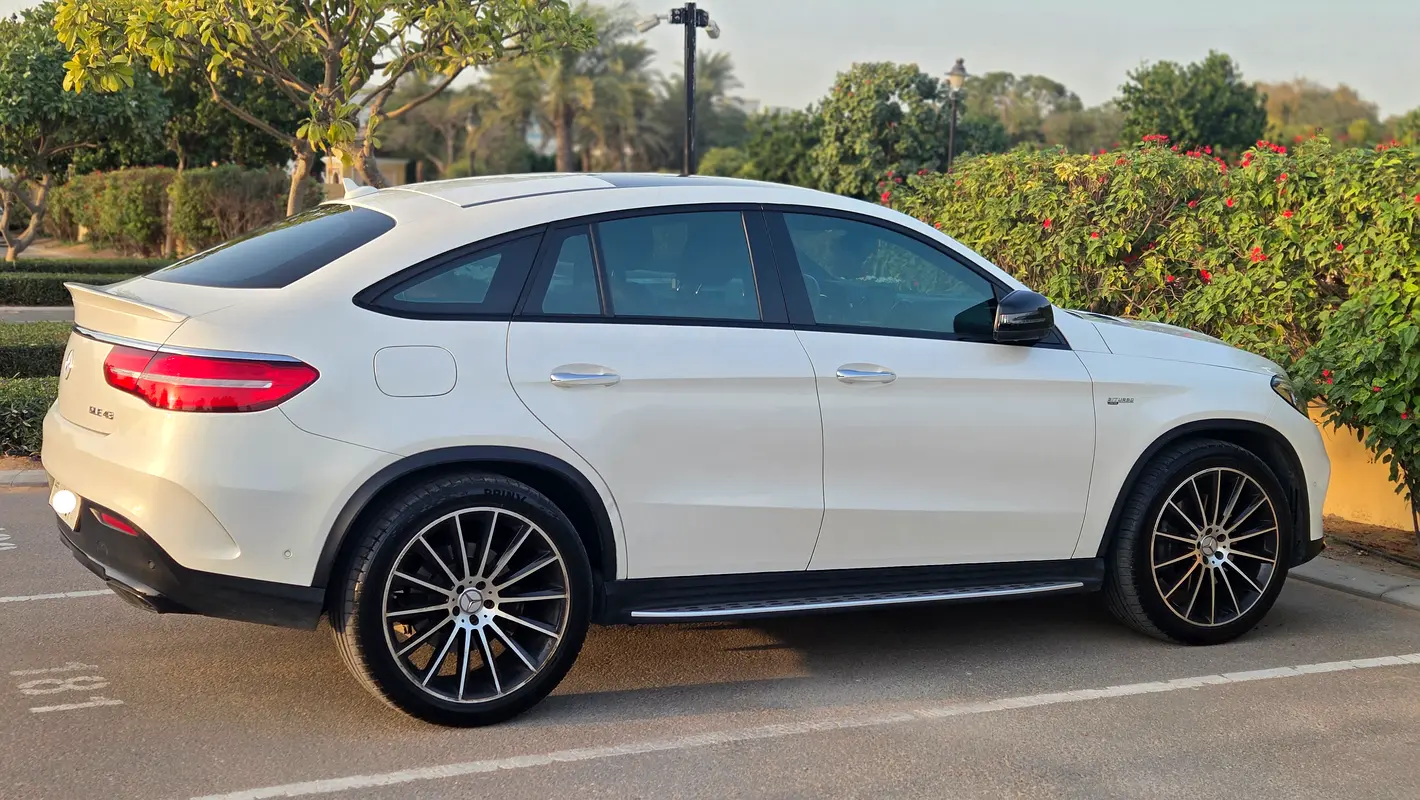 MERCEDES GLE-Class GLE 43 AMG 2018 - photo 2 - Import Émirats | International Cars