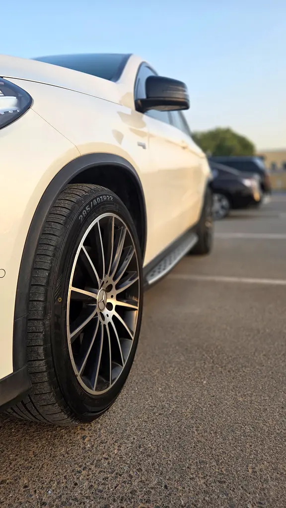 MERCEDES GLE-Class GLE 43 AMG 2018 - photo 5 - Import Émirats | International Cars