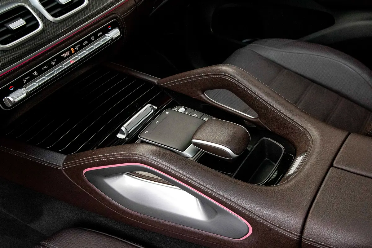 MERCEDES GLE-Class GLE 450 AMG 4MATIC 2022 - photo 10 - Import Émirats | International Cars