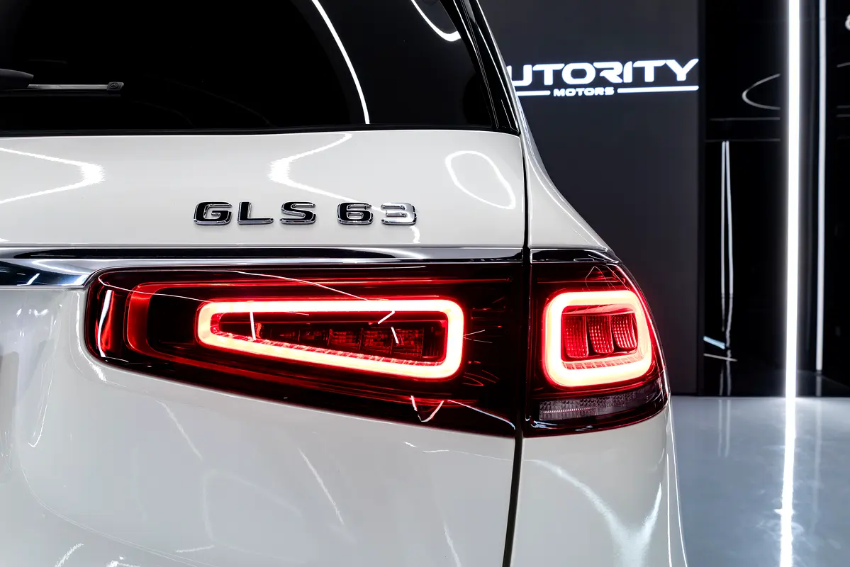 MERCEDES GLS-Class GLS 63 AMG 2021 - photo 9 - Import Émirats | International Cars