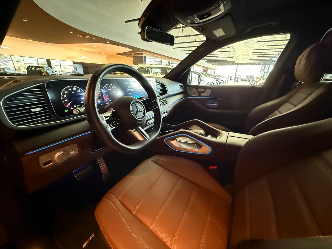 MERCEDES GLS-Class GLS 450 4MATIC Premium Plus 2025 - photo 8 - Import Émirats | International Cars