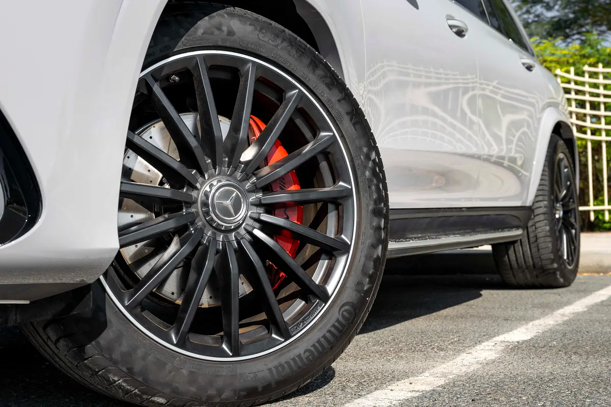 MERCEDES GLS-Class GLS 63 AMG 4MATIC+ 2023 - photo 2 - Import Émirats | International Cars