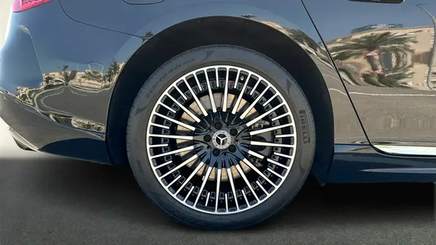 MERCEDES EQS EQS 580 4MATIC 2023 - photo 5 - Import Émirats | International Cars