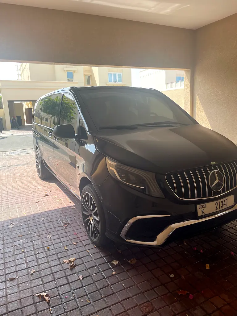 MERCEDES Vito Tourer Pro 2022 - photo 4 - Import Émirats | International Cars