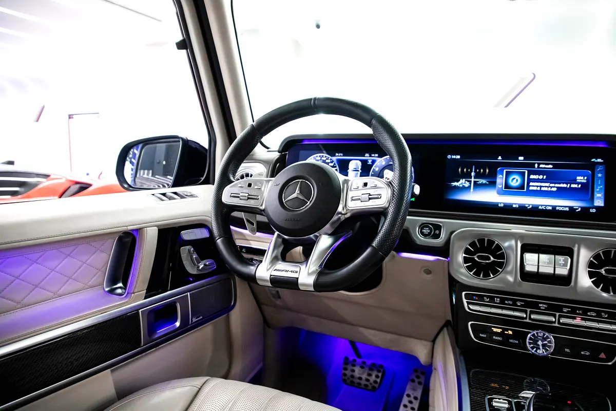 MERCEDES G-Class Brabus G 700 2019 - photo 8 - Import Émirats | International Cars