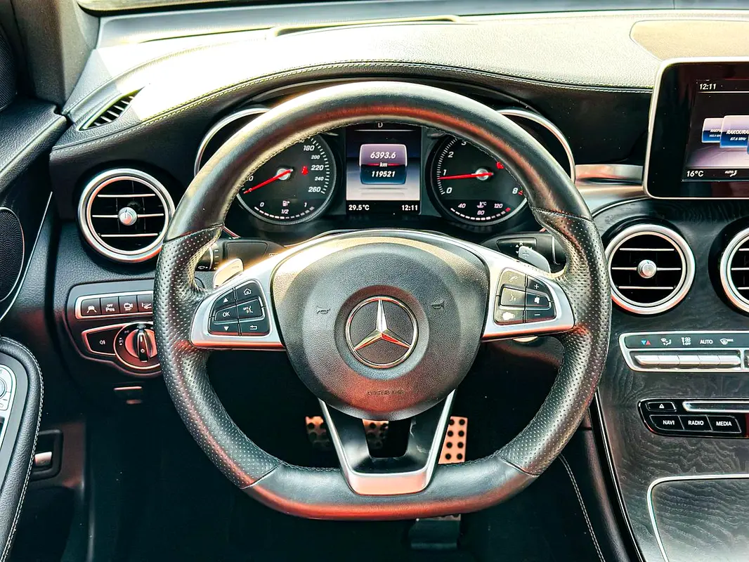 MERCEDES GLC Coupe GLC 250 2019 - photo 10 - Import Émirats | International Cars