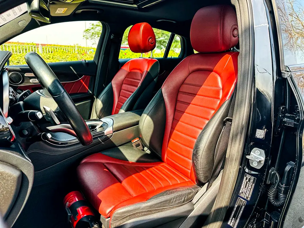 MERCEDES GLC Coupe GLC 250 2019 - photo 7 - Import Émirats | International Cars