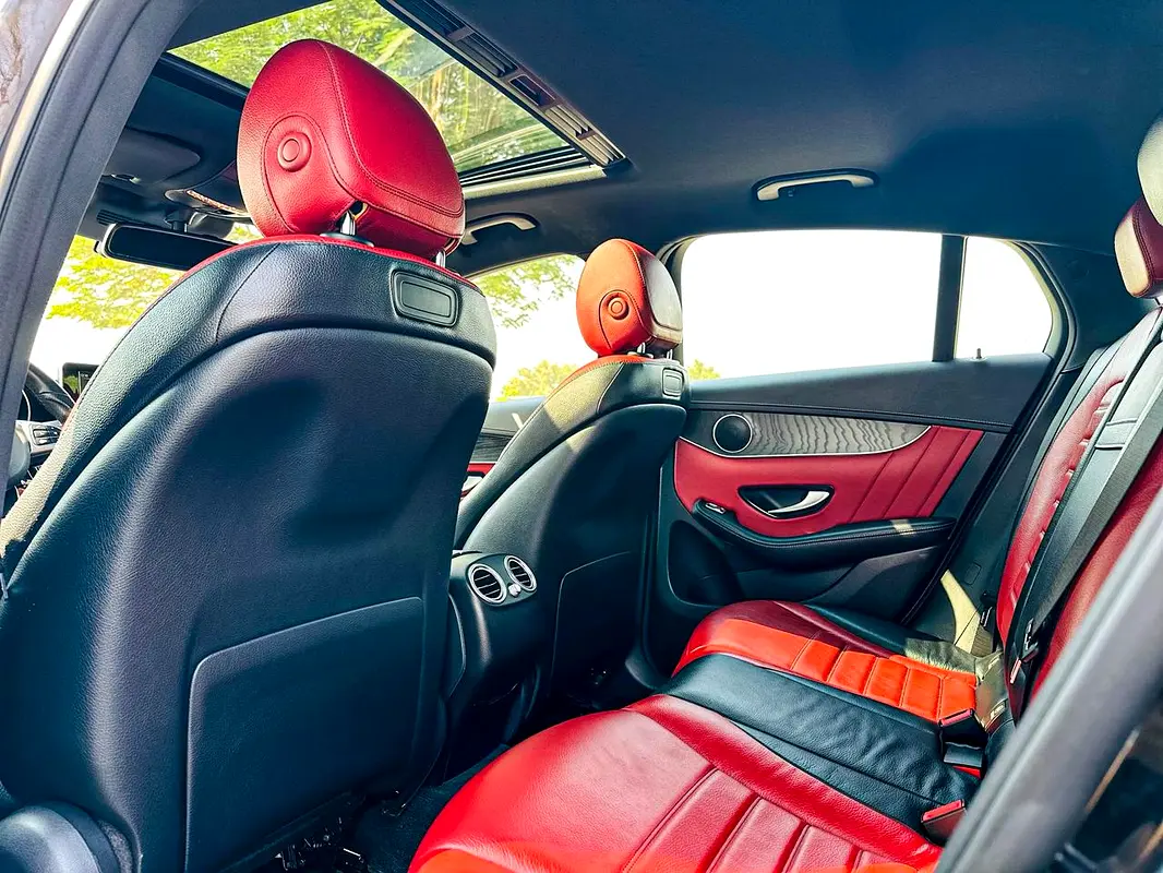 MERCEDES GLC Coupe GLC 250 2019 - photo 9 - Import Émirats | International Cars