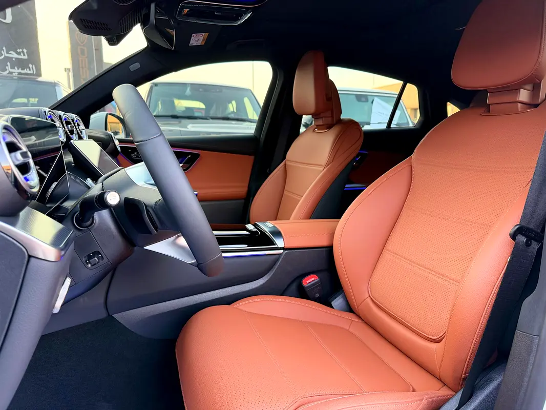 MERCEDES GLC Coupe GLC 300 2025 - photo 5 - Import Émirats | International Cars