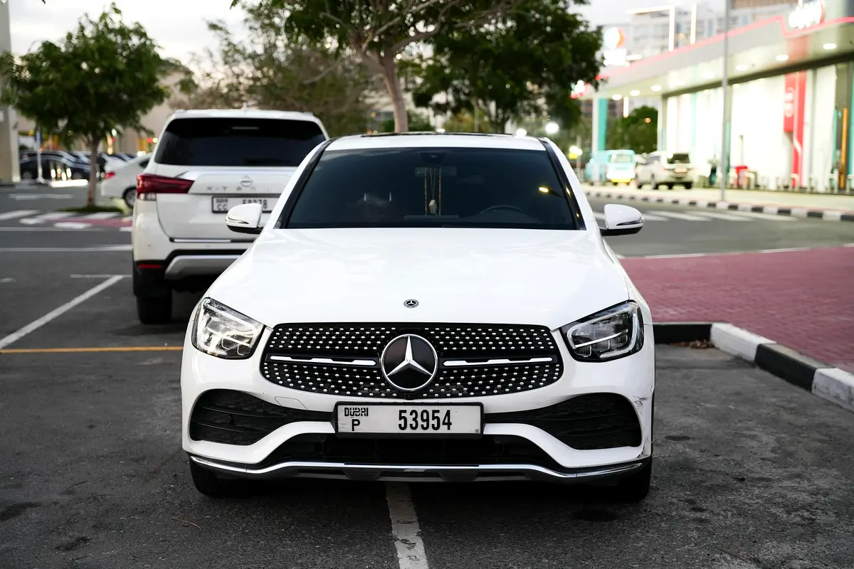 MERCEDES GLC Coupe GLC 200 2020 - photo 2 - Import Émirats | International Cars