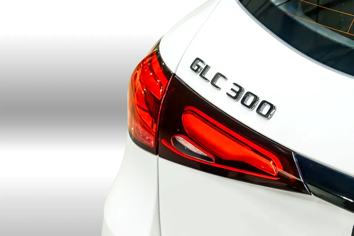 MERCEDES GLC-Class GLC 300 4MATIC 2024 - photo 10 - Import Émirats | International Cars