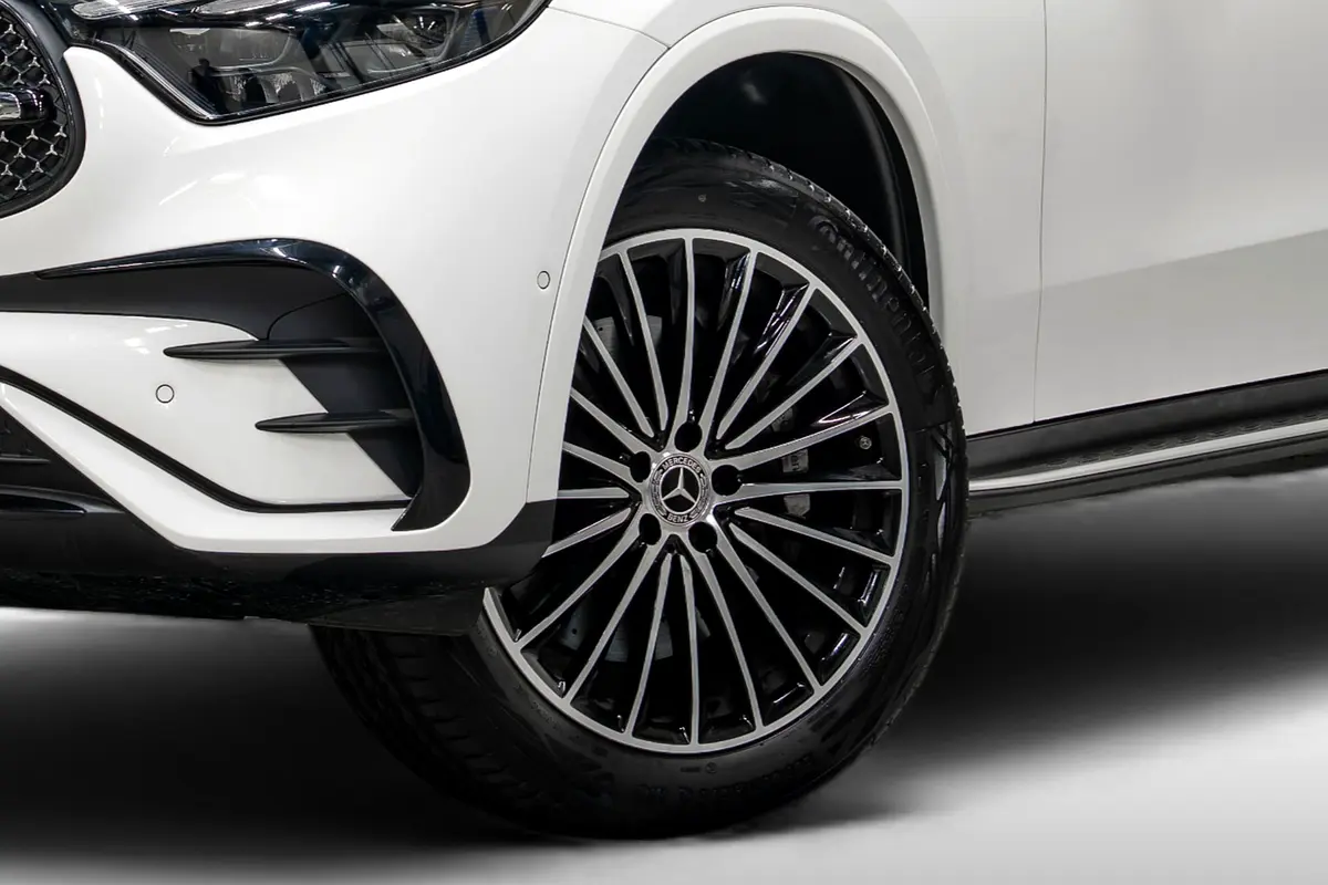 MERCEDES GLC-Class GLC 300 4MATIC 2024 - photo 9 - Import Émirats | International Cars