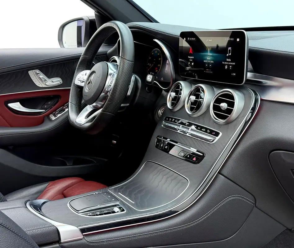 MERCEDES GLC-Class GLC 300 4MATIC 2020 - photo 7 - Import Émirats | International Cars