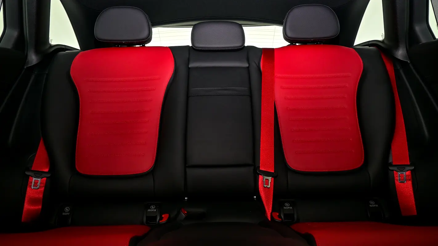 MERCEDES GLC-Class GLC 43 AMG 4MATIC 2025 - photo 12 - Import Émirats | International Cars