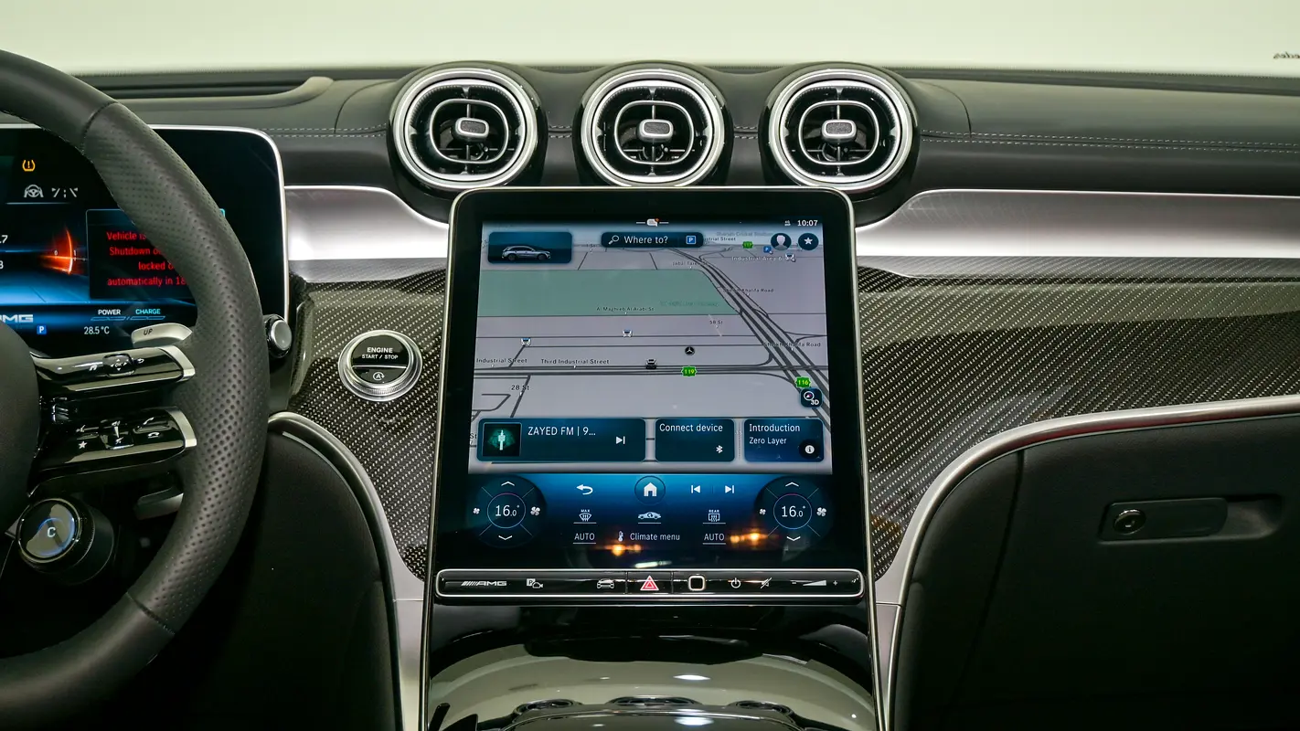 MERCEDES GLC-Class GLC 43 AMG 4MATIC 2025 - photo 8 - Import Émirats | International Cars