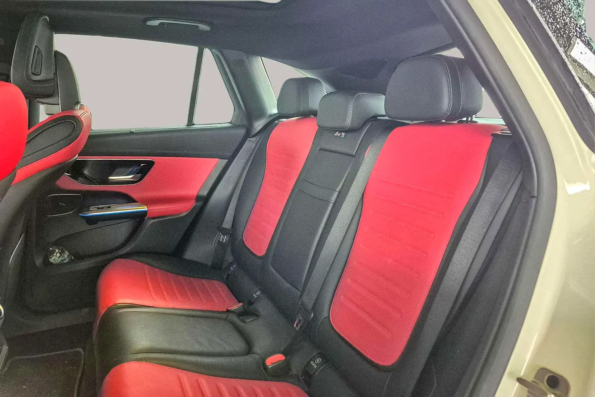 MERCEDES GLC-Class GLC 200 4MATIC 2025 - photo 12 - Import Émirats | International Cars