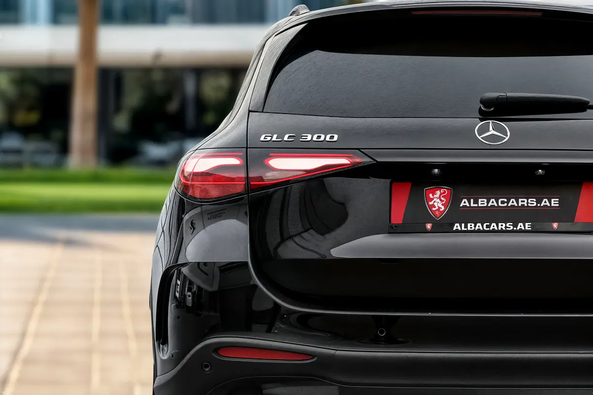 MERCEDES GLC-Class GLC 300 2023 - photo 6 - Import Émirats | International Cars