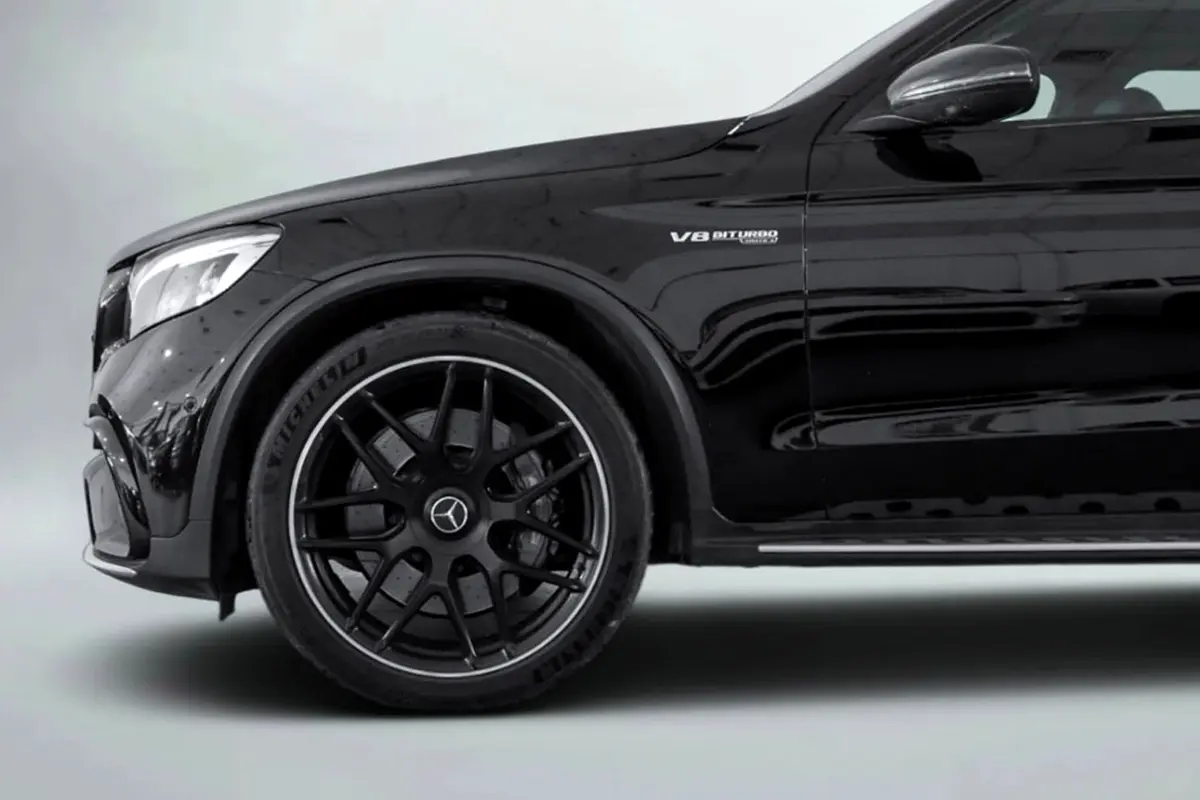 MERCEDES GLC-Class GLC 63 S AMG 4MATIC+ 2018 - photo 6 - Import Émirats | International Cars