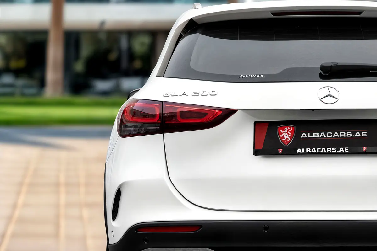 MERCEDES GLA-Class GLA 200 2021 - photo 6 - Import Émirats | International Cars