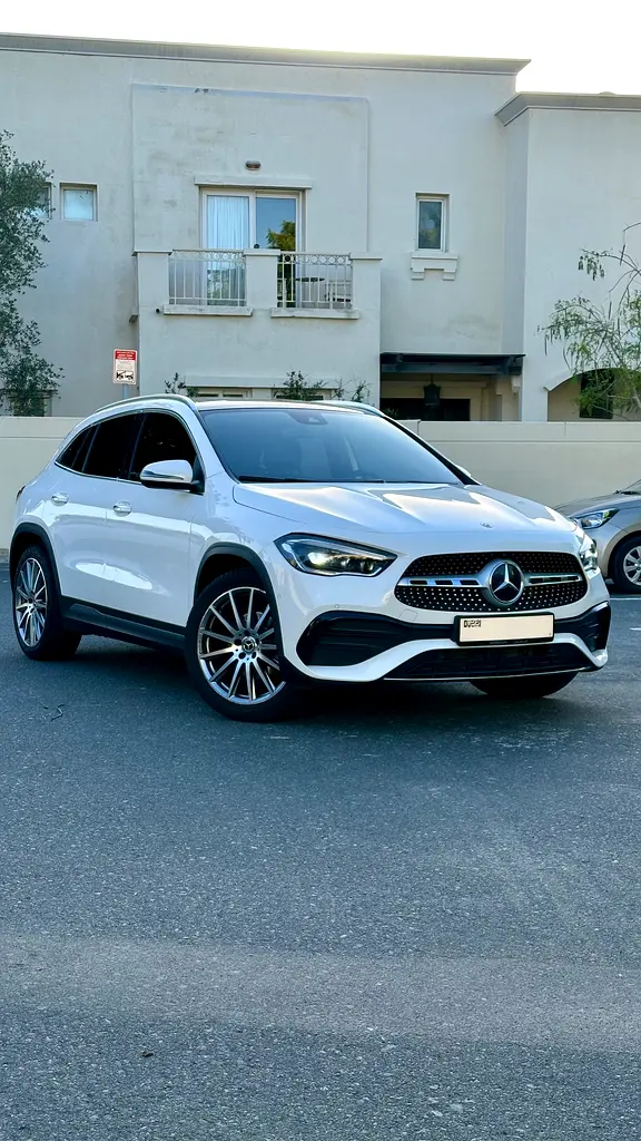 MERCEDES GLA-Class GLA 200 2022 - photo 2 - Import Émirats | International Cars