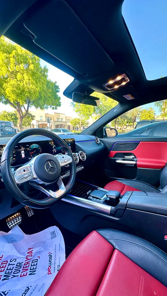 MERCEDES GLA-Class GLA 200 2022 - photo 8 - Import Émirats | International Cars