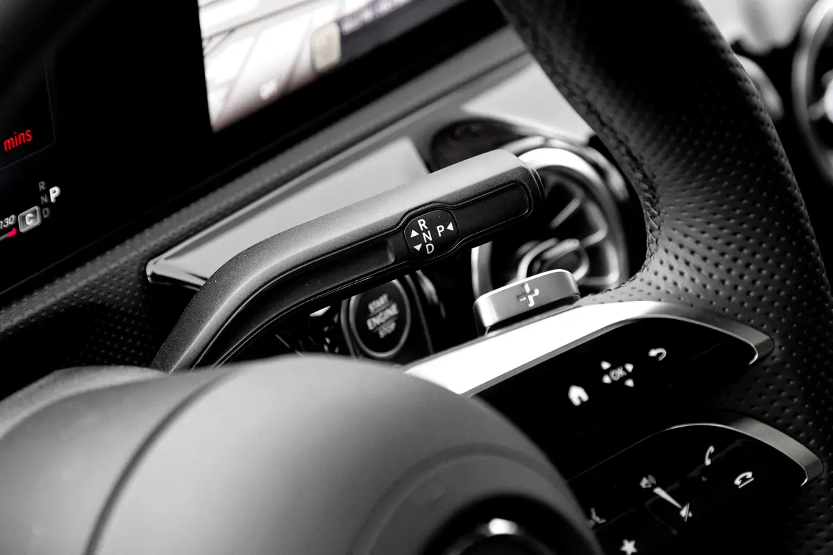 MERCEDES CLA-Class CLA 200 2026 - photo 10 - Import Émirats | International Cars