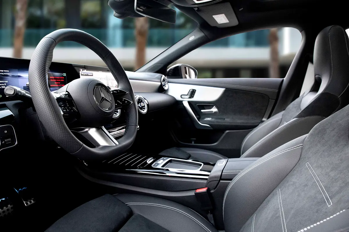 MERCEDES CLA-Class CLA 200 2026 - photo 9 - Import Émirats | International Cars