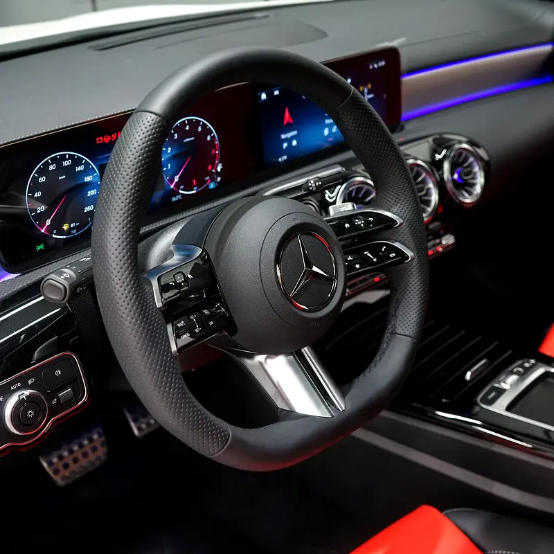 MERCEDES CLA-Class CLA 200 2025 - photo 3 - Import Émirats | International Cars