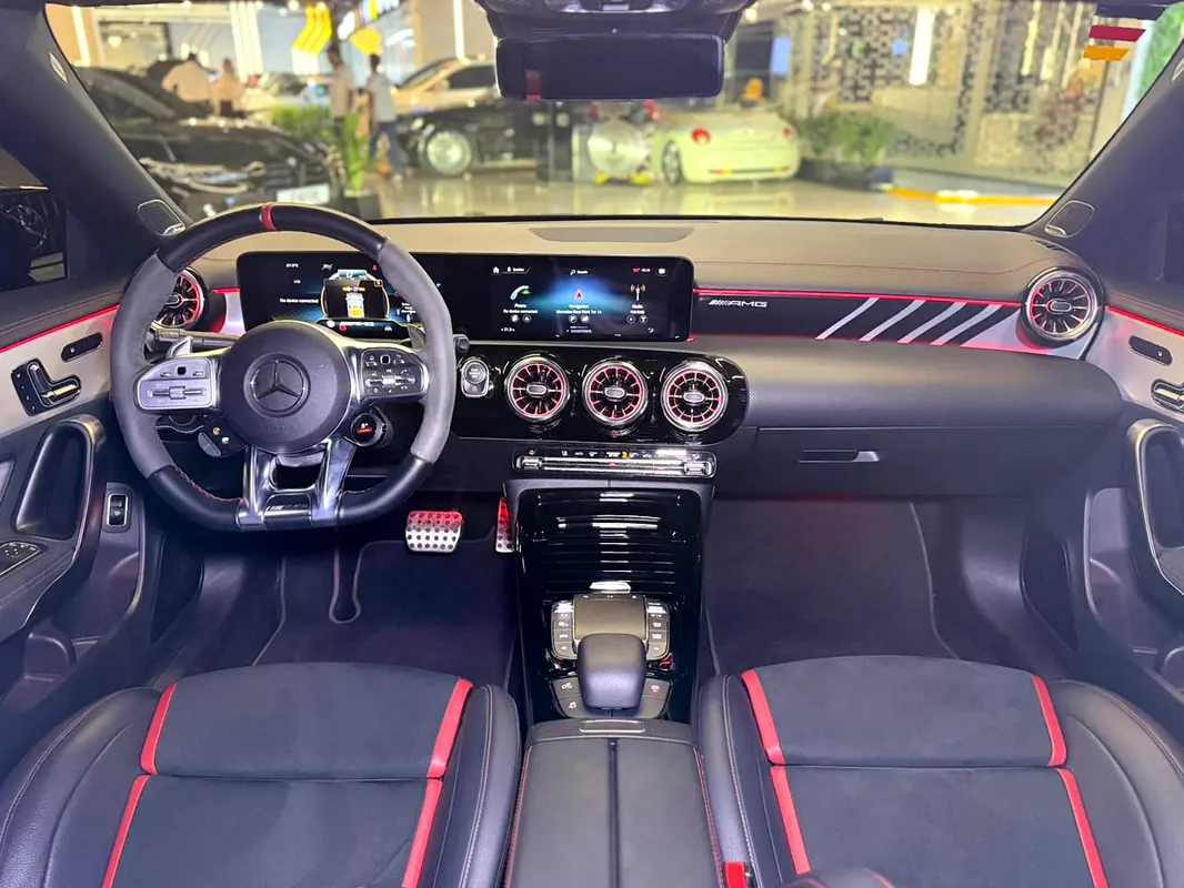 MERCEDES CLA-Class CLA 45 S AMG 4MATIC+ 2023 - photo 11 - Import Émirats | International Cars