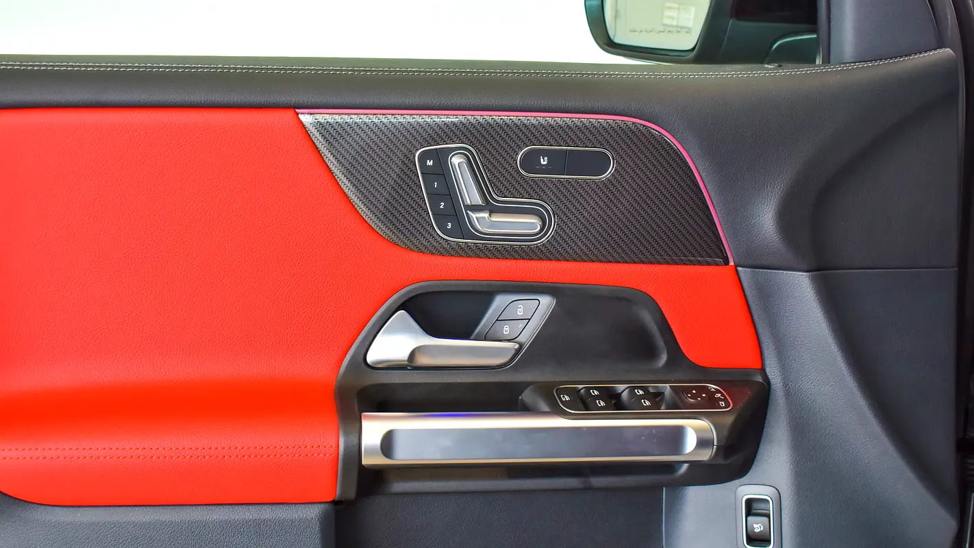 MERCEDES GLB-Class GLB 35 AMG 4MATIC 2023 - photo 4 - Import Émirats | International Cars