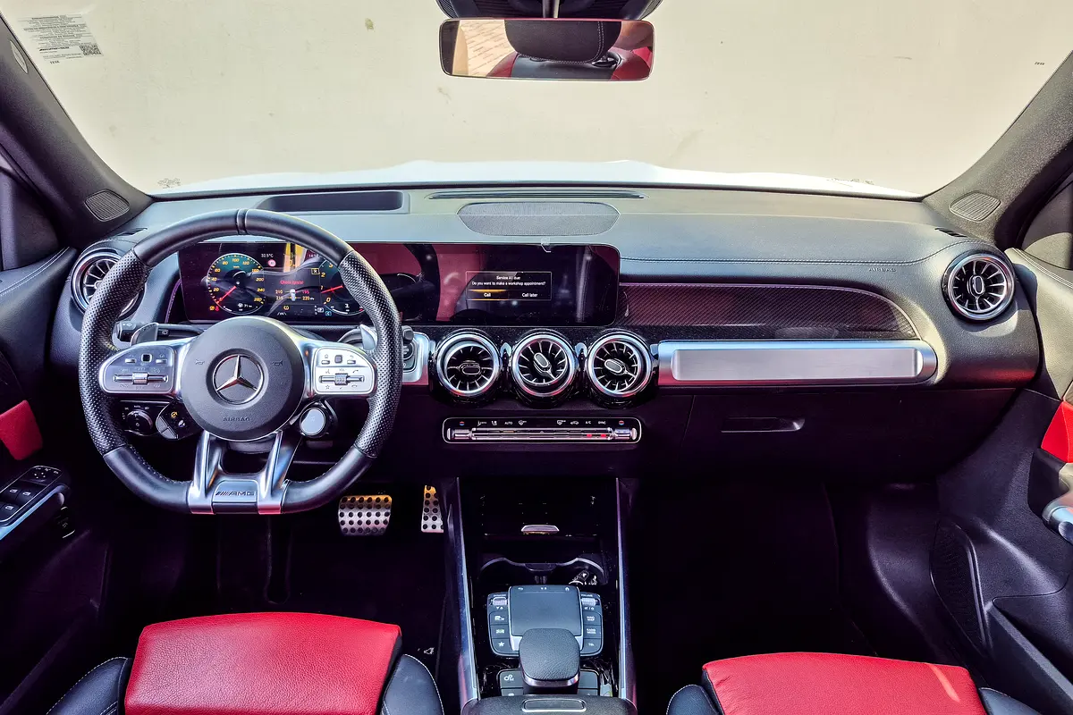 MERCEDES GLB-Class GLB 35 AMG 2022 - photo 9 - Import Émirats | International Cars