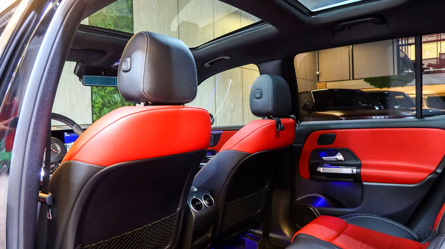 MERCEDES GLB-Class GLB 35 AMG 4MATIC 2020 - photo 11 - Import Émirats | International Cars