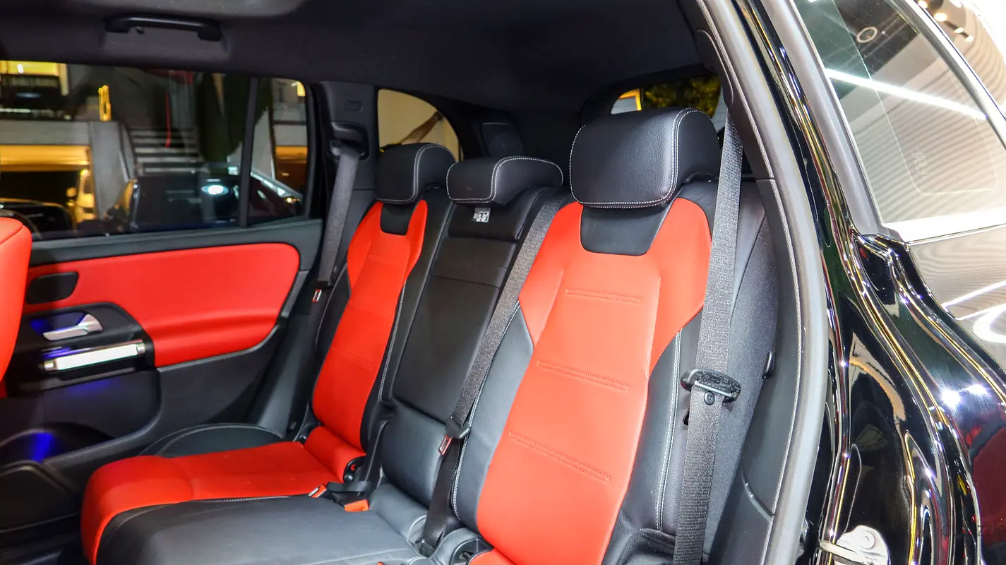 MERCEDES GLB-Class GLB 35 AMG 4MATIC 2020 - photo 12 - Import Émirats | International Cars