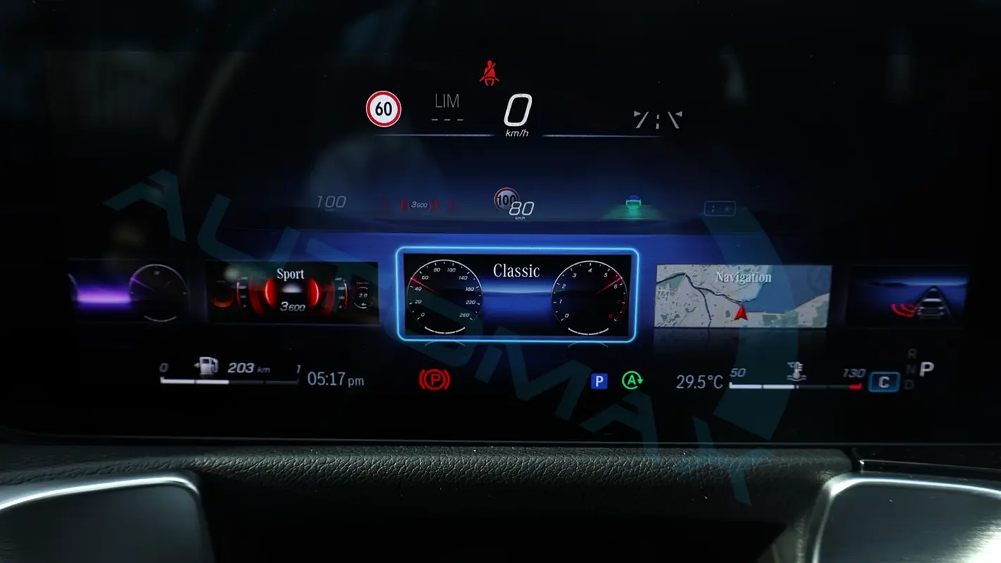 MERCEDES GLB-Class GLB 200 2026 - photo 9 - Import Émirats | International Cars