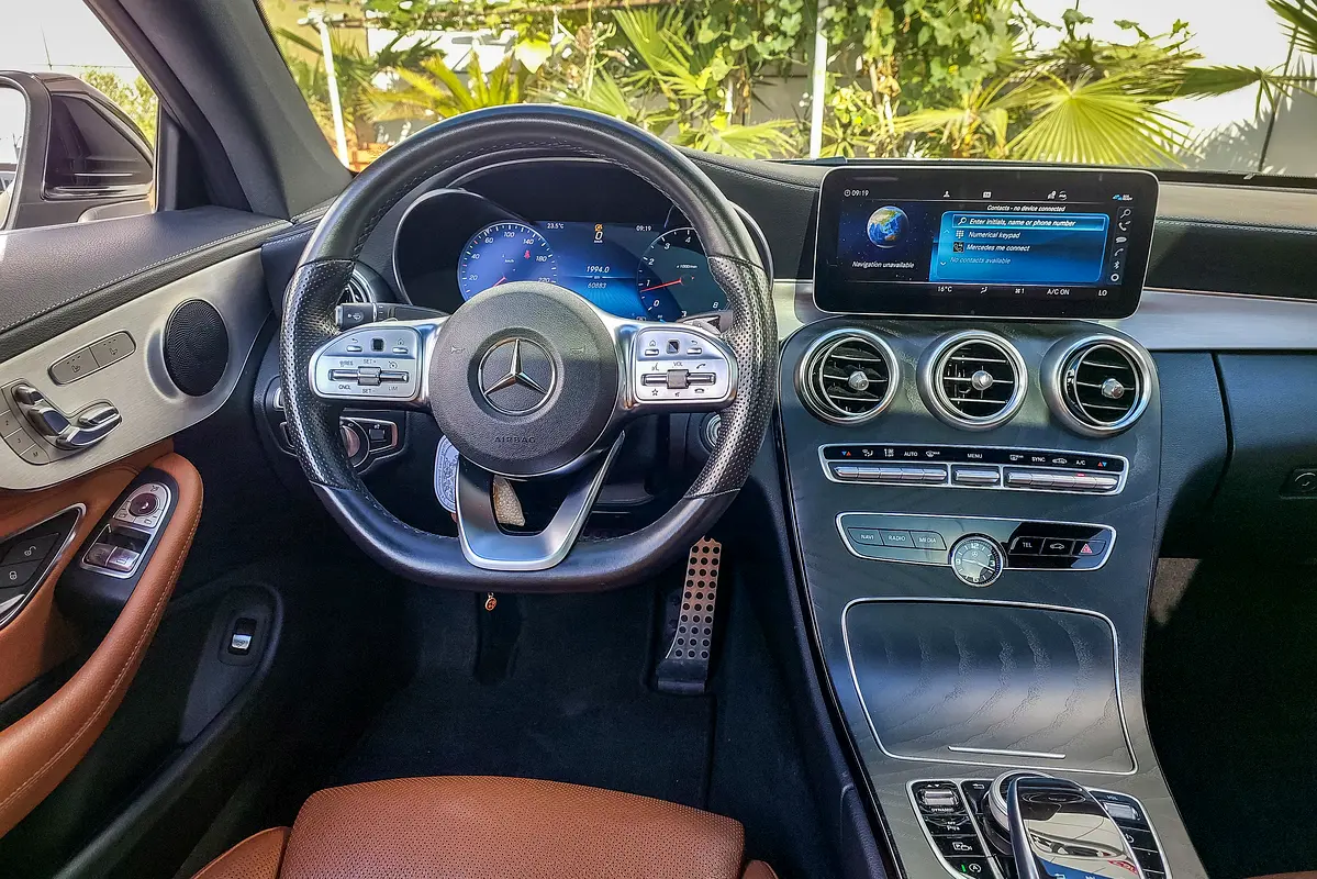 MERCEDES C-Class C200 Coupe 2019 - photo 10 - Import Émirats | International Cars