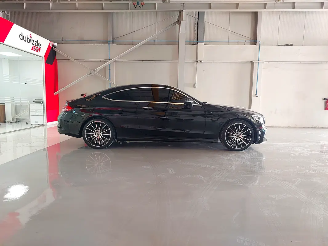MERCEDES C-Class C200 Coupe 2019 - photo 4 - Import Émirats | International Cars