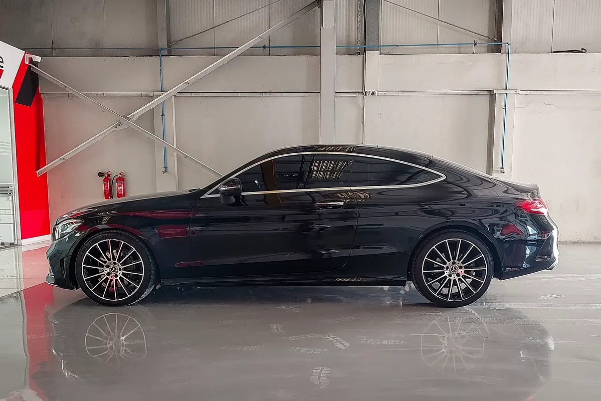 MERCEDES C-Class C200 Coupe 2019 - photo 5 - Import Émirats | International Cars