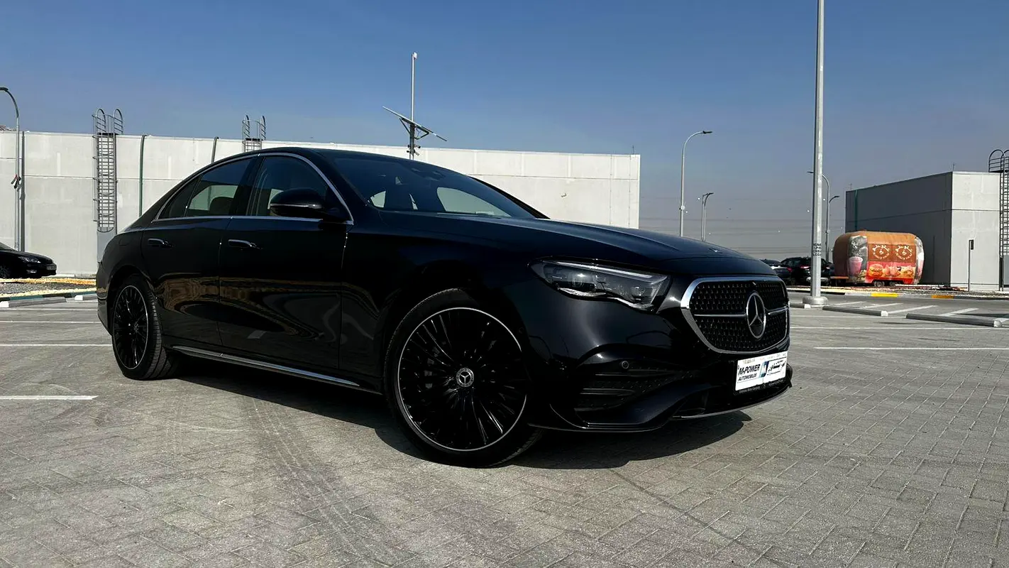 MERCEDES E-Class E 300 2025 - photo 2 - Import Émirats | International Cars